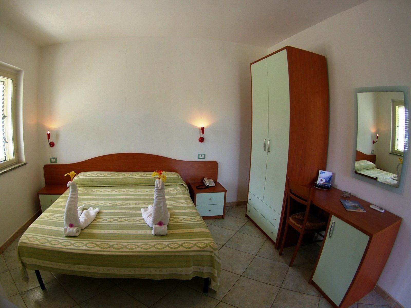Hotel Eolo Капо-Ватикано Екстер'єр фото
