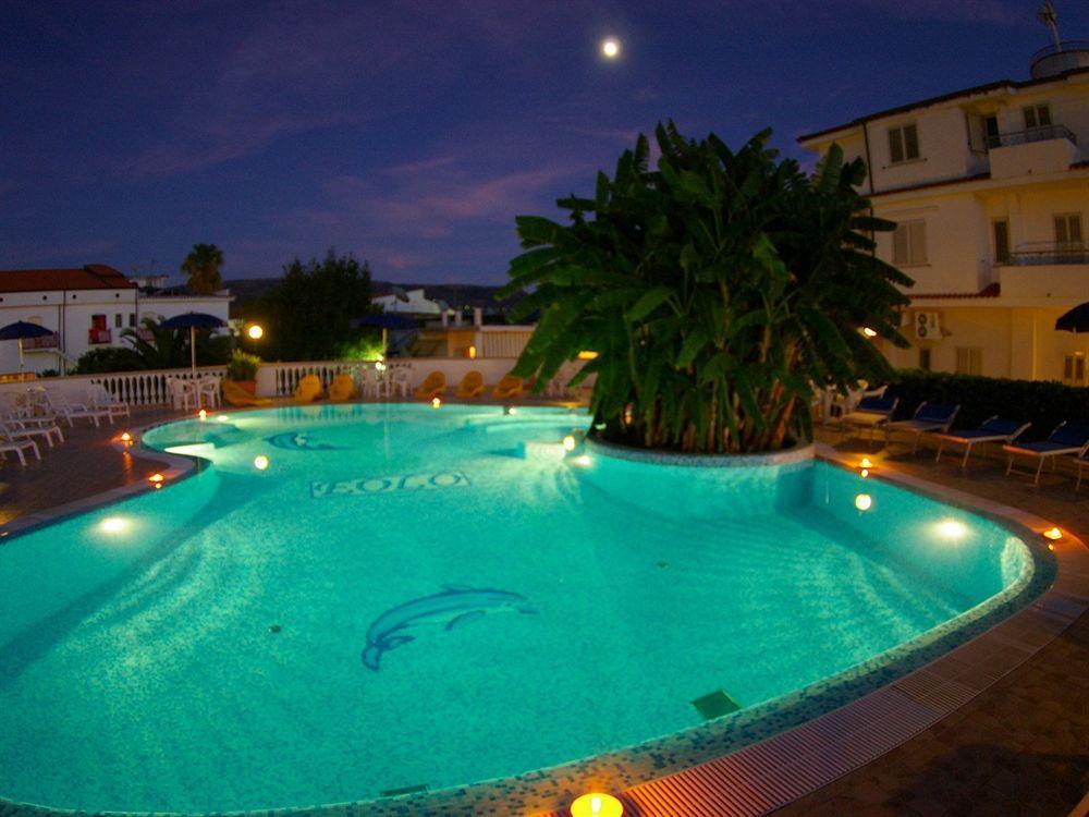 Hotel Eolo Капо-Ватикано Екстер'єр фото